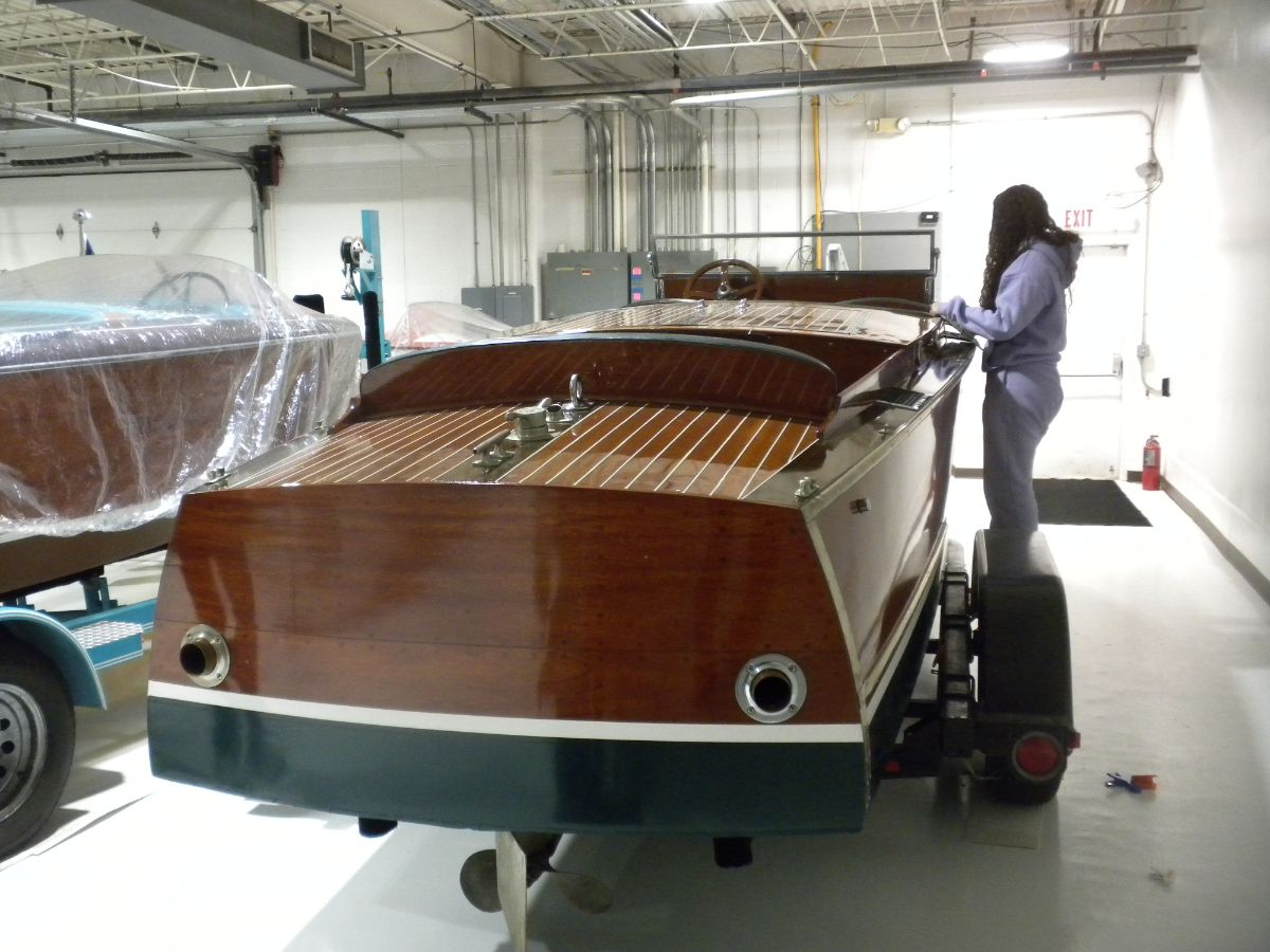 1929 Chris Craft Triple Cockpit Runabout Runabouts - 24.0ft V8 in Erie, PA