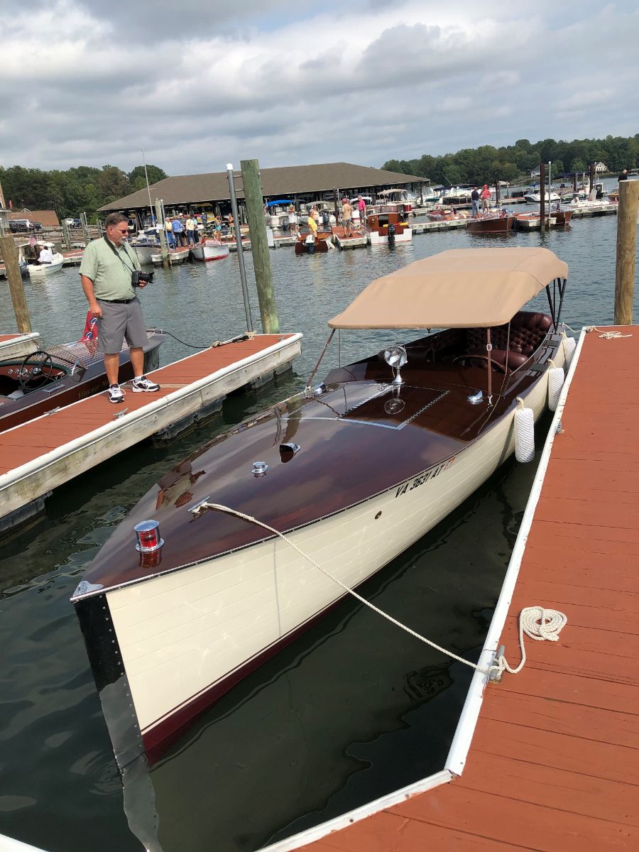 1929 Morris Launch Launches - 20.9ft Inboard in Moneta, VA