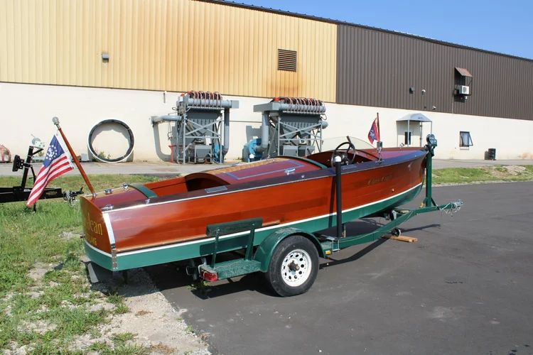 1932 Chris Craft Runabout - image 4