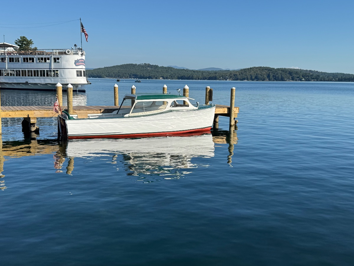 1940 Chris Craft 25’ semi enclosed cruiser  Cruisers - 25.0ft Inboard  in Laconia, Nh