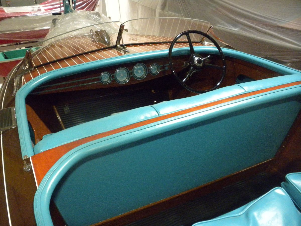 1941 Chris Craft Barrel Back - image 5