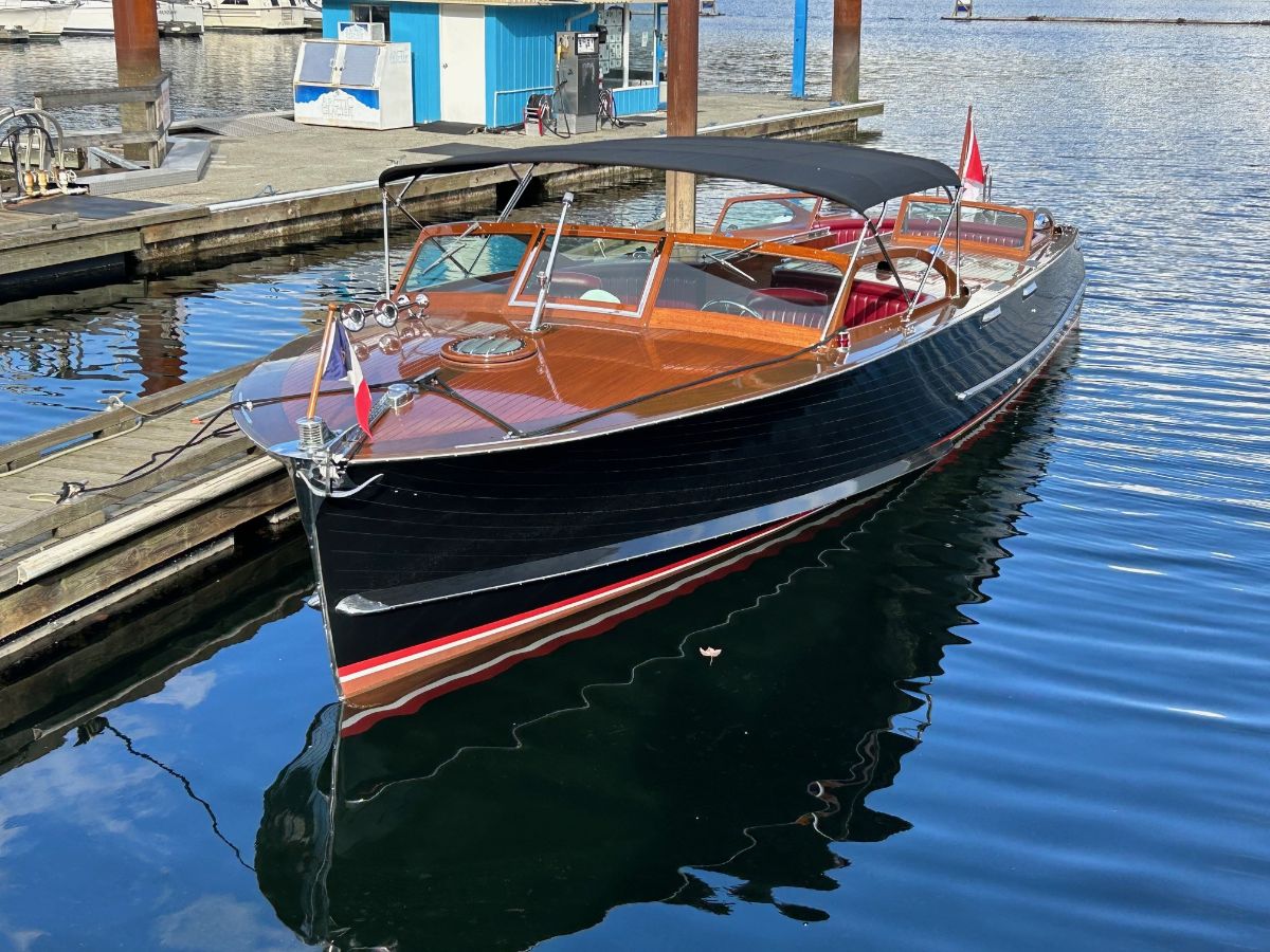 1946 Stephens Triple Cockpit Runabout Runabouts - 36.0ft Inboard in Langley, BC