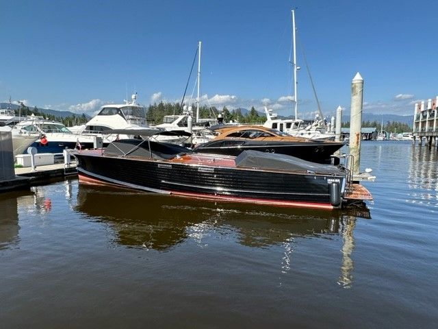 1946 Stephens Triple Cockpit Runabout - image 4
