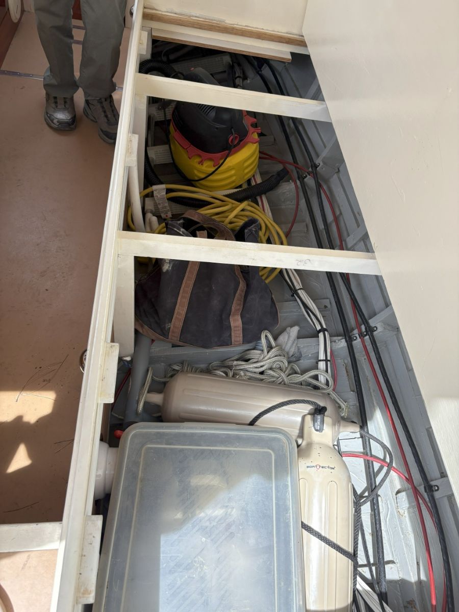 1947 StanCraft Sedan - image 7