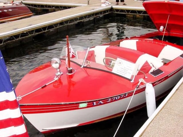 1948 Higgins Deluxe Runabout - image 3