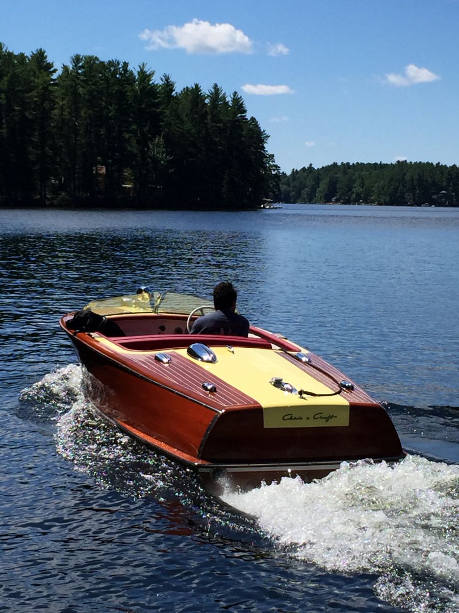 1951 Chris Craft Riviera Runabouts - 18.0ft Inboard  in in, VT