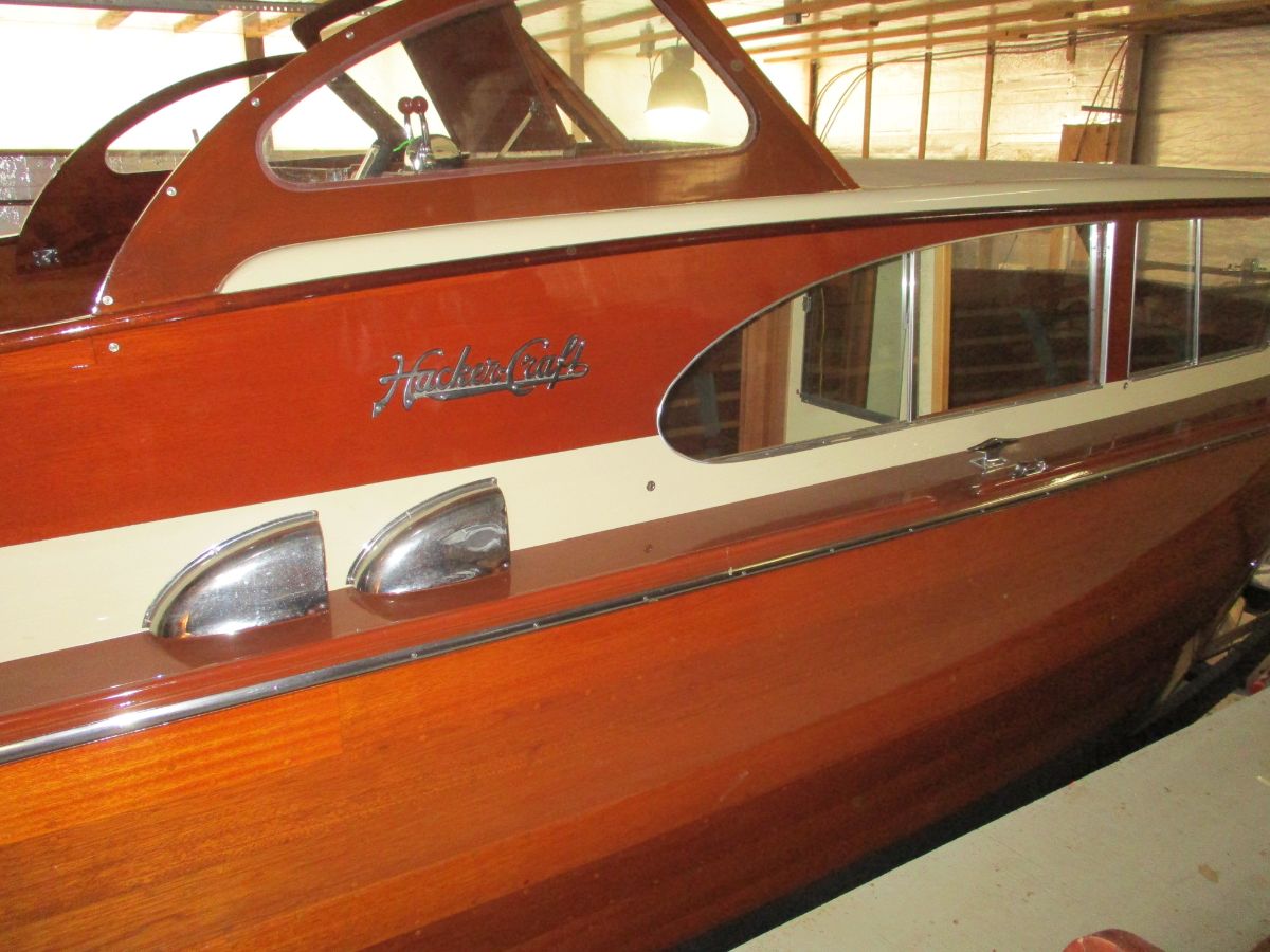 1958 Hacker Sedan - image 9