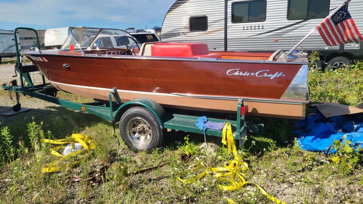 1959 Chris Craft Ski Boat - image 4