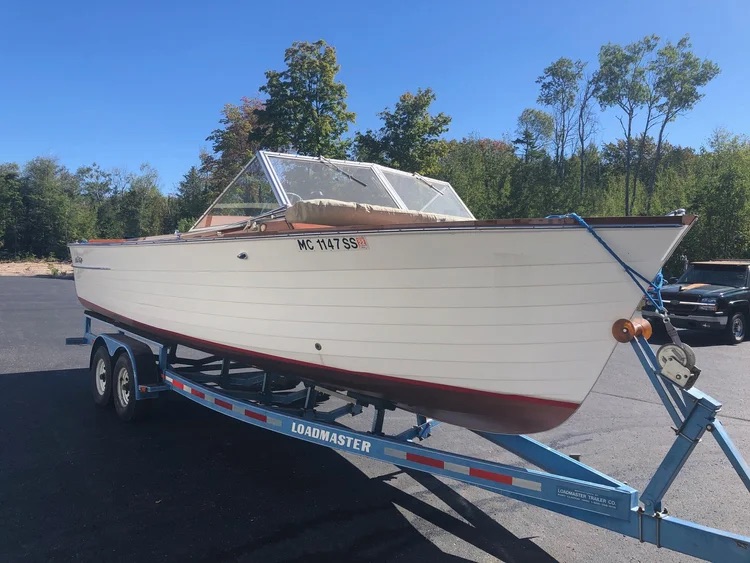 1962 Chris Craft Sea Skiff Runabouts - 27.0ft Inboard in Charlevoix, MI