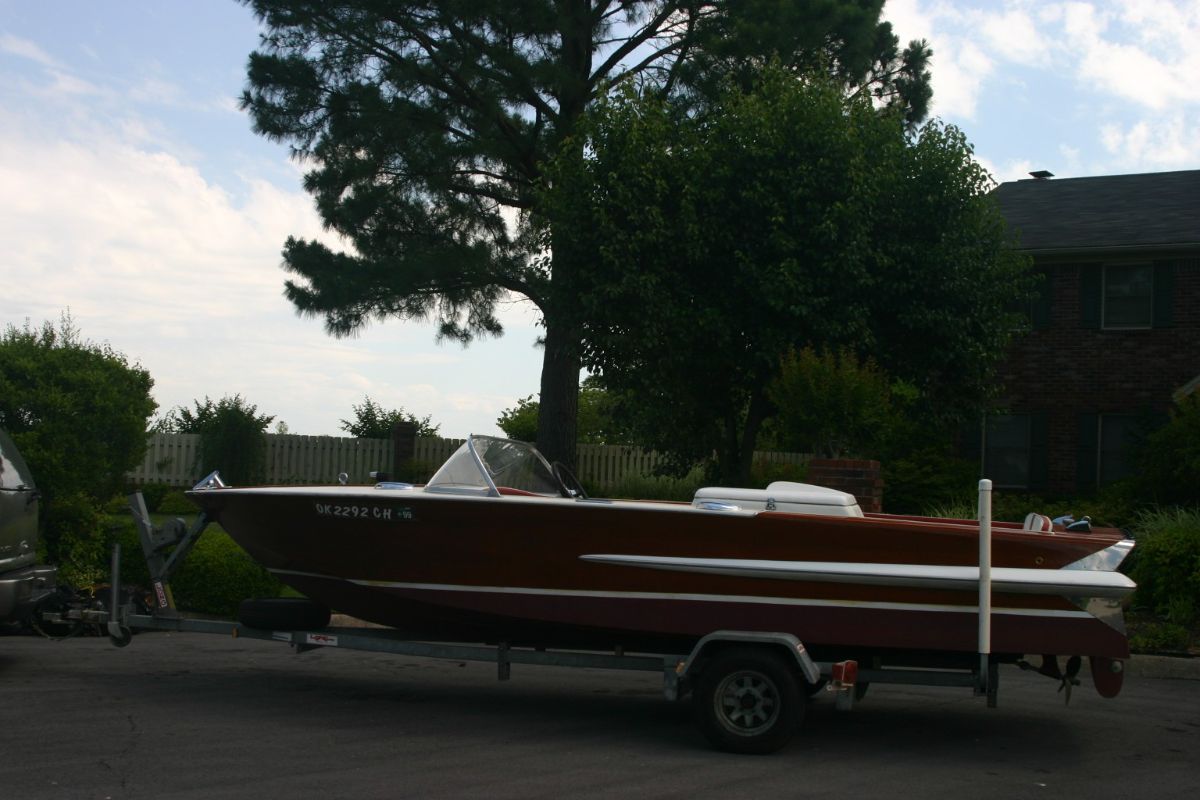 1963 Chris Craft Holiday Runabouts - 20.0ft Inboard in Vian, OK