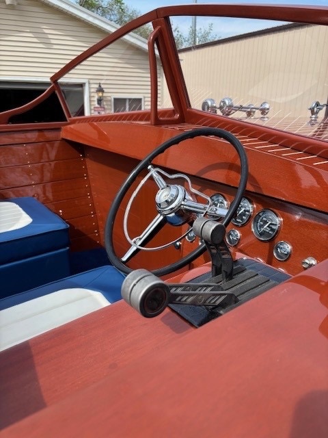 1965 Hacker Twin Engine Runabout - image 7