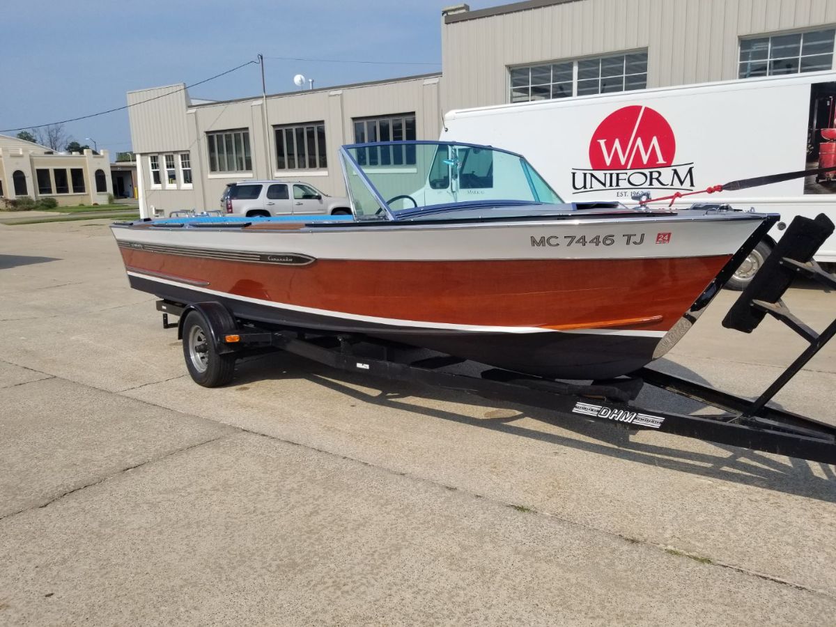 1966 Century Coronado Runabouts - 23.0ft Inboard  in Holland, MI