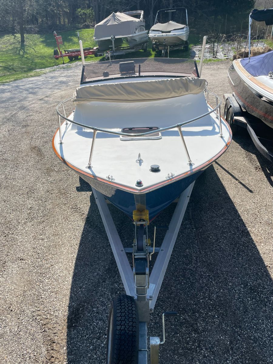 1967 Chris Craft Cavalier  - image 4