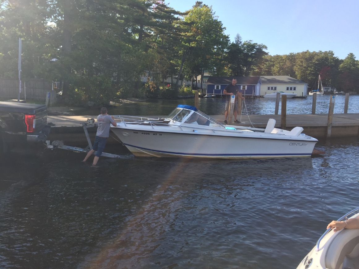 1975 Century 220 - image 8