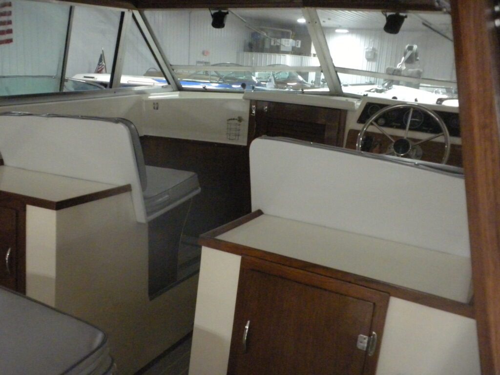 1979 Lyman Hardtop - image 6