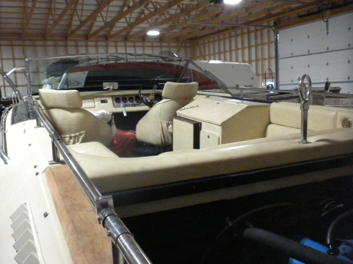 1983 Century Cardel - image 8