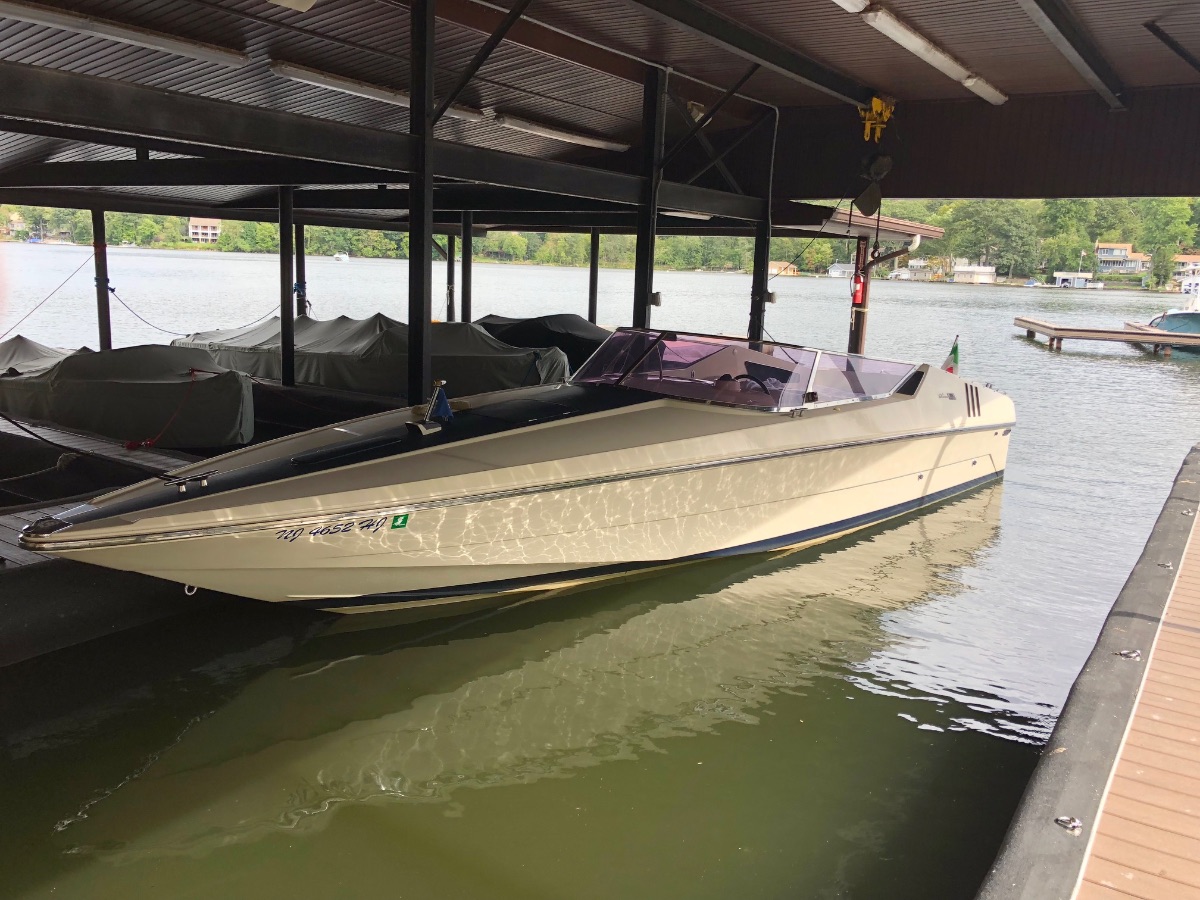 1986 Riva St Tropez - image 9