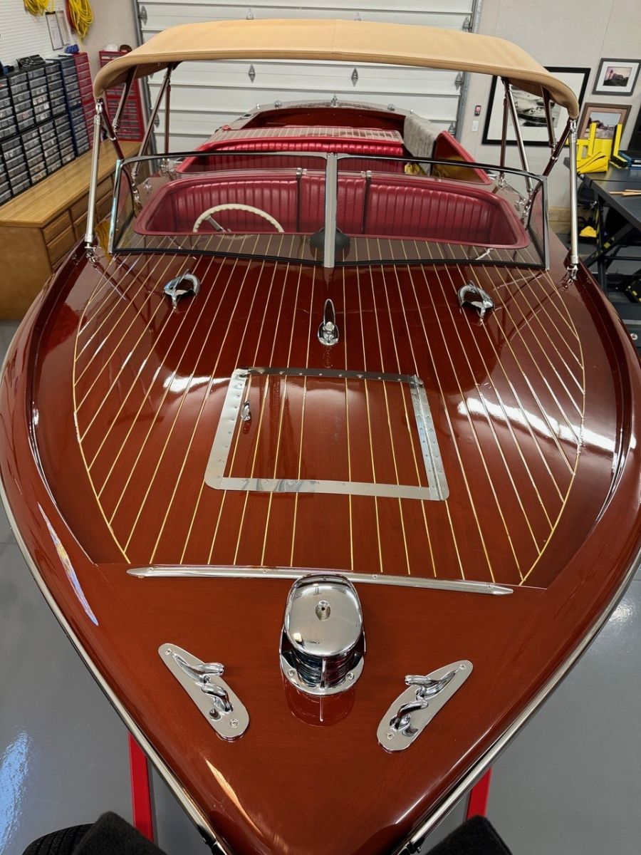 2008 Fish Brothers 25 Sportsman Utilities - 25.0ft Inboard in Au Gres, MI