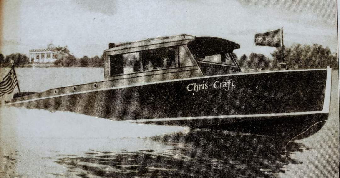 1928 Chris Craft Sedan - image 5